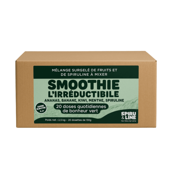 Carton fermé contenant des sachets de smoothie surgelé à base de spiruline et superfruits Etika Spirulina